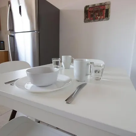 Apartment Classic 3br By Makariou Avenue Nicosia